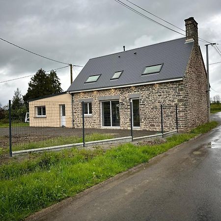 Gite De Monthardrou Le Bény-Bocage Kültér fotó